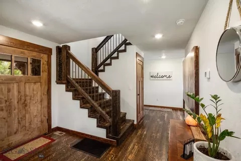 Entry Way - 1872 Webster Ln, Dillon, MT 59725 photo 1 of 8