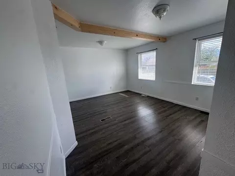 Living - 302 10th, Belgrade, MT 59714 photo 3 of 5
