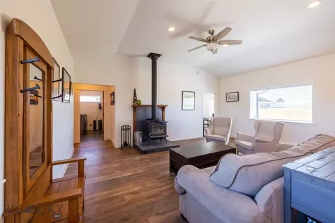 Living - 122 Rolling Pr, Three Forks, MT 59752 photo 2 of 4