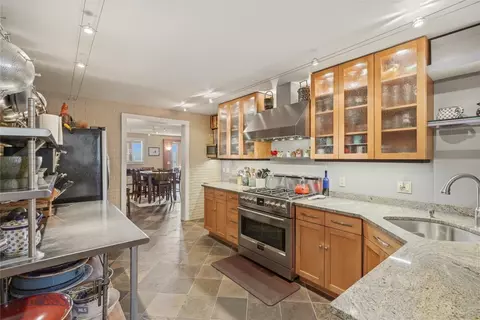 Kitchen - 4574 Bannock Dr, Bozeman, MT 59715 photo 3 of 5