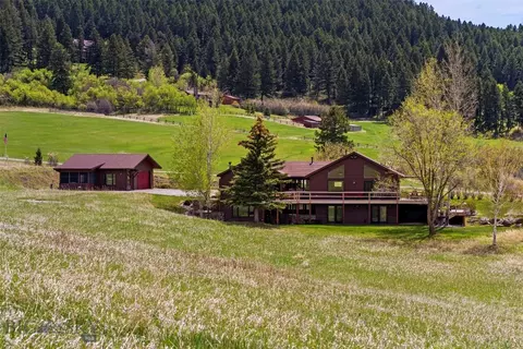 585 Bridger Woods Rd, Bozeman, MT 59715