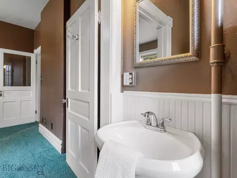 Bath - 522 S 3rd Ave, Bozeman, MT 59715 photo 2 of 3