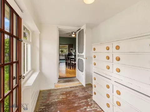 Entry Way - 522 S 3rd Ave, Bozeman, MT 59715 photo 1 of 9