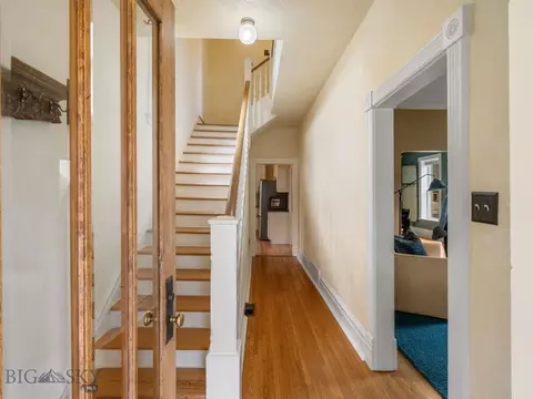 Entry Way - 522 S 3rd Ave, Bozeman, MT 59715 photo 5 of 9