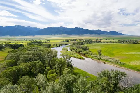 359 Waterloo Rd, Whitehall, MT 59759