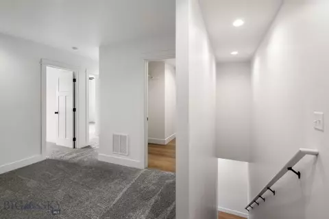 Entry Way - 100 Bow Perch Ln #B, Bozeman, MT 59718 photo 5 of 7