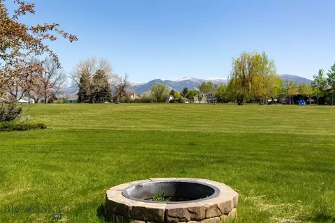 Exterior - 252 Cirque Dr, Bozeman, MT 59718 photo 5 of 6