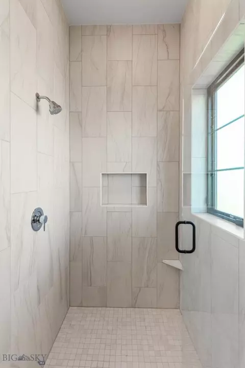 Bath - 151 Clancy Way, Bozeman, MT 59718 photo 3 of 8