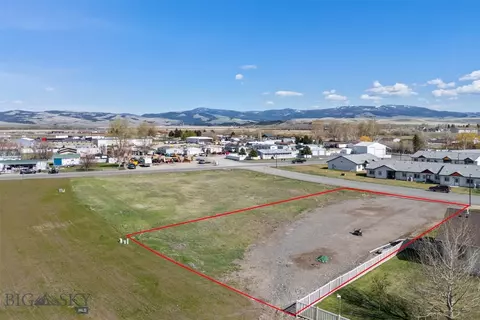 925 Tumbleweed Ln, Deer Lodge, MT 59722