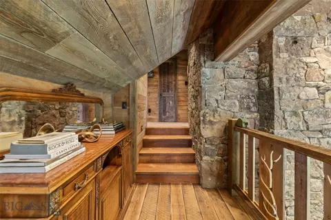 Entry Way - 140 Elk Ridge Rd, Cameron, MT 59720 photo 9 of 10