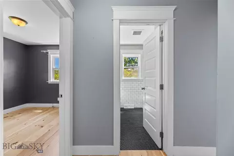 Entry Way - 9155 S 19th Ave, Bozeman, MT 59718 photo 2 of 3