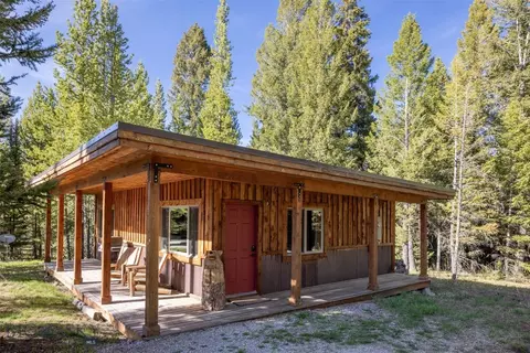 162 Black Moose Rd, West Yellowstone, MT 59758