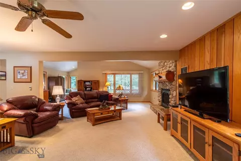 Living - 9 Moose Haven Loop, Mc Leod, MT 59052 photo 4 of 7