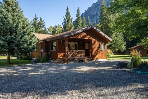 9 Moose Haven Loop, Mc Leod, MT 59052