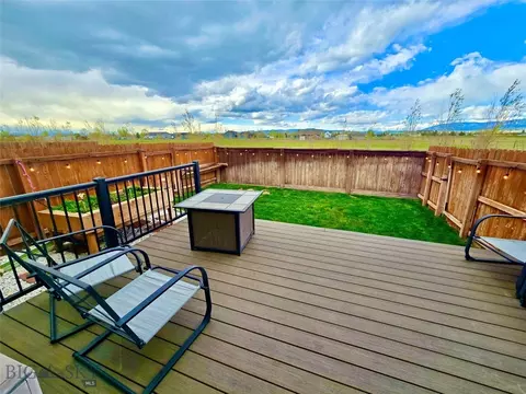 977 N River Rock Dr, Belgrade, MT 59714