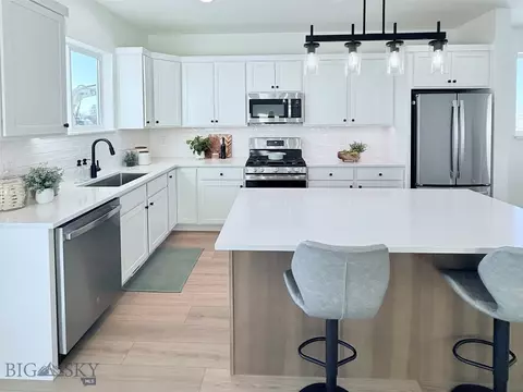 Kitchen - 812 Accolade Loop, Belgrade, MT 59714 photo 1 of 8