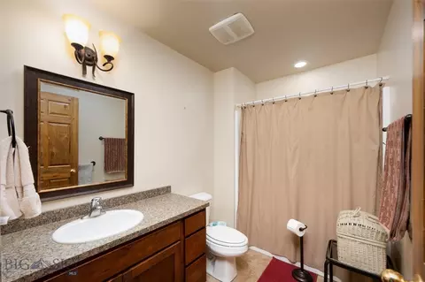 Bath - 5 Killdeer Ct, Ennis, MT 59729 photo 3 of 3