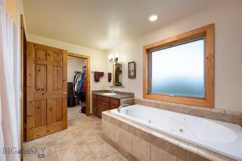 Bath - 5 Killdeer Ct, Ennis, MT 59729 photo 2 of 3