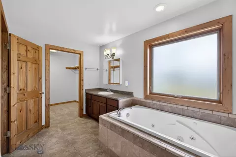 Bath - 5 Killdeer Ct, Ennis, MT 59729 photo 4 of 4