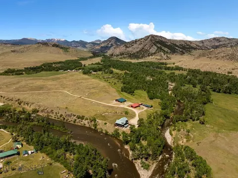 1982 Nye Rd, Nye, MT 59061