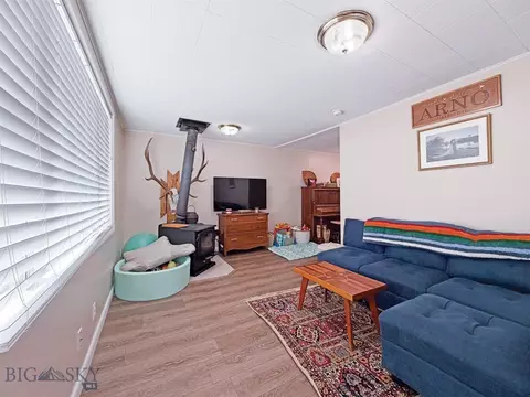 Living - 625 E Glendale St, Dillon, MT 59725 photo 1 of 2