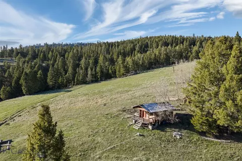 541 Defendor Ln, Helmville, MT 59843