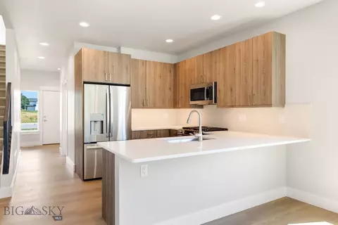 Kitchen - 425 Cloudfield Cir, Bozeman, MT 59718 photo 3 of 6