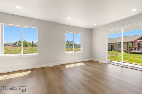 Living - 425 Cloudfield Cir, Bozeman, MT 59718 photo 5 of 7