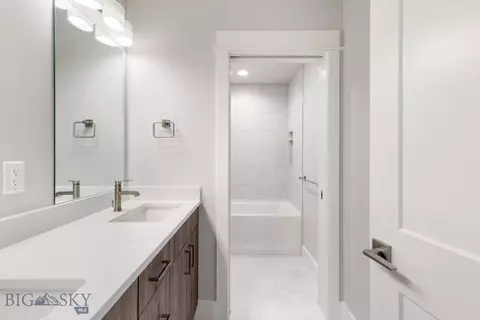 Bath - 425 Cloudfield Cir, Bozeman, MT 59718 photo 6 of 7