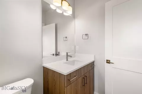 Bath - 425 Cloudfield Cir, Bozeman, MT 59718 photo 2 of 7