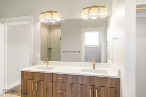 Bath - 425 Cloudfield Cir, Bozeman, MT 59718 photo 4 of 7
