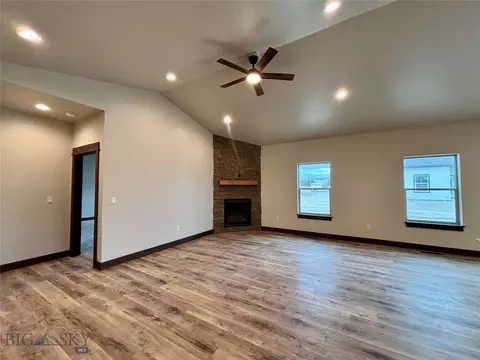 Living - 135 Thomas Way, Dillon, MT 59725 photo 3 of 3