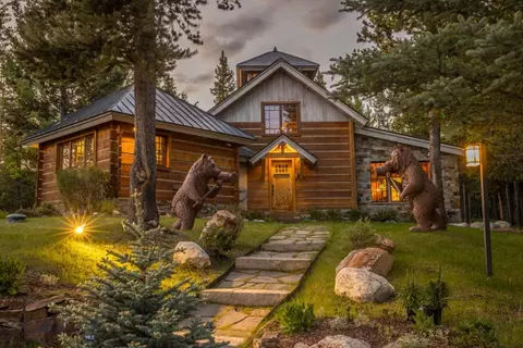 121 Old Toby Rd, Big Sky, MT 59716