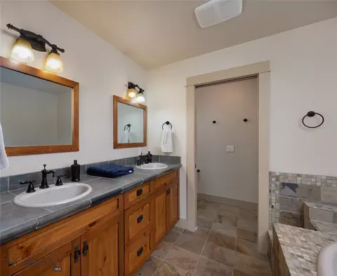 Undisclosed, Bozeman, MT 59715 photo 25