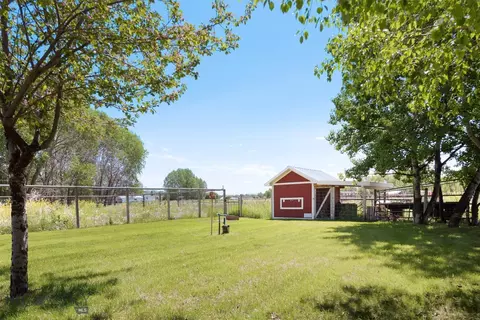 Exterior - 2490 E Cedar Meadows Ln, Manhattan, MT 59741 photo 9 of 18