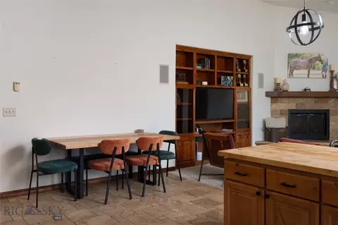 Dining - 2490 E Cedar Meadows Ln, Manhattan, MT 59741 photo 2 of 5