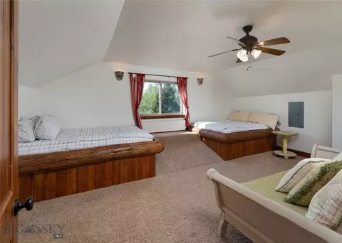 Bedroom - 2490 E Cedar Meadows Ln, Manhattan, MT 59741 photo 10 of 11