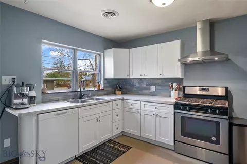 Kitchen - 123 3rd Ave E, Three Forks, MT 59752 photo 3 of 4