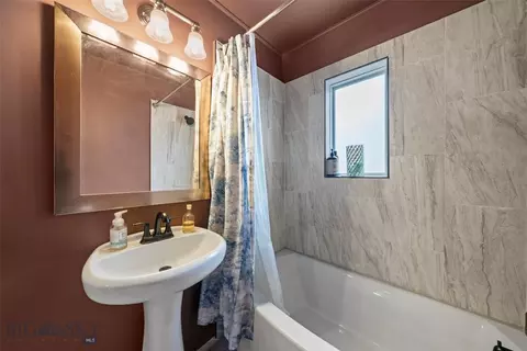 Bath - 123 3rd Ave E, Three Forks, MT 59752 photo 2 of 6