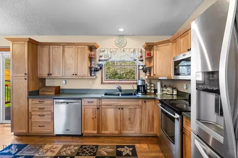 Kitchen - 59 Whitetail Ln, Clancy, MT 59634 photo 2 of 4