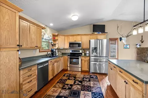 Kitchen - 59 Whitetail Ln, Clancy, MT 59634 photo 1 of 4