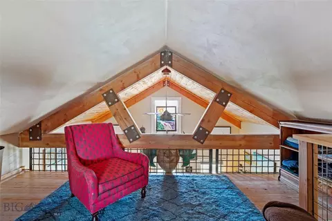 312 Idaho St, Virginia City, MT 59755