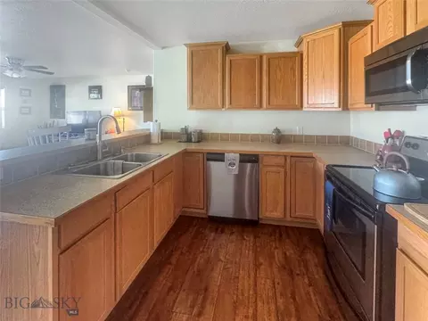 Kitchen - 3101 Wynne Ave #3A, Butte, MT 59701 photo 3 of 5
