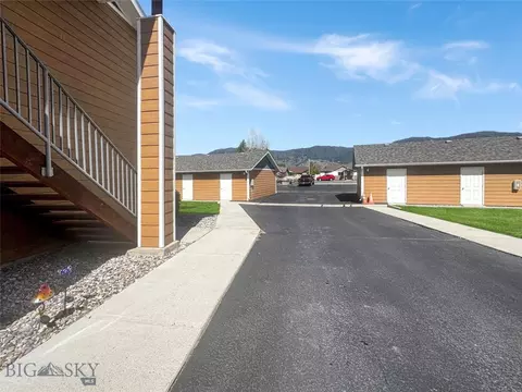 Exterior - 3101 Wynne Ave #3A, Butte, MT 59701 photo 7 of 14