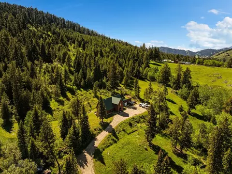 3395 Trail Creek Rd, Bozeman, MT 59715