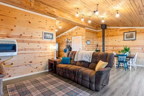 Living - 1435 Lone Wolf Trl, Three Forks, MT 59752 photo 1 of 2