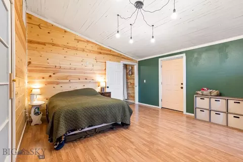 Bedroom - 1435 Lone Wolf Trl, Three Forks, MT 59752 photo 1 of 4