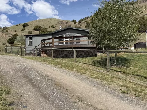 27 Leo, Emigrant, MT 59027 photo 43