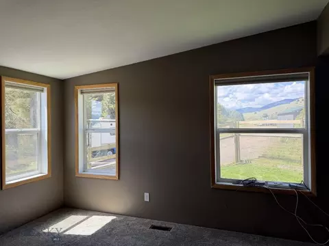 27 Leo, Emigrant, MT 59027 photo 14