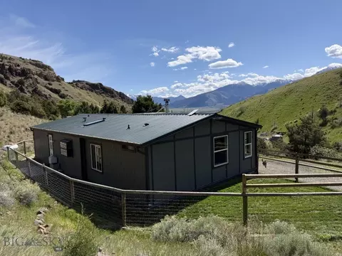 27 Leo, Emigrant, MT 59027 photo 36